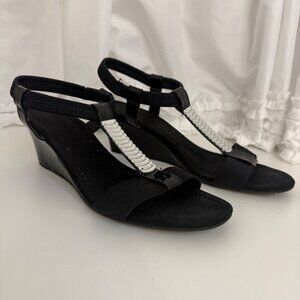 Laura Scott Black Wedge Sandals With Silver Accent & Elastic Straps Size 9